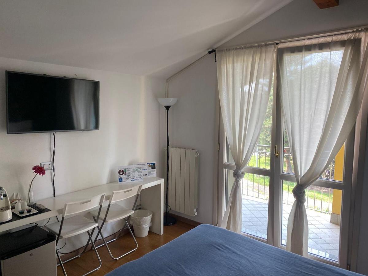 Villa Ghisolfa By Rhospitality It コルナレード エクステリア 写真